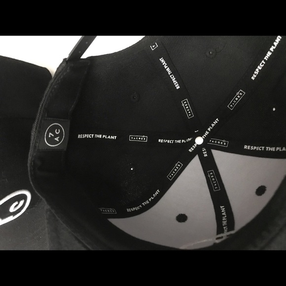 🔥 matching classic Black Logo SnapBack Hat caps couple - Picture 3 of 3